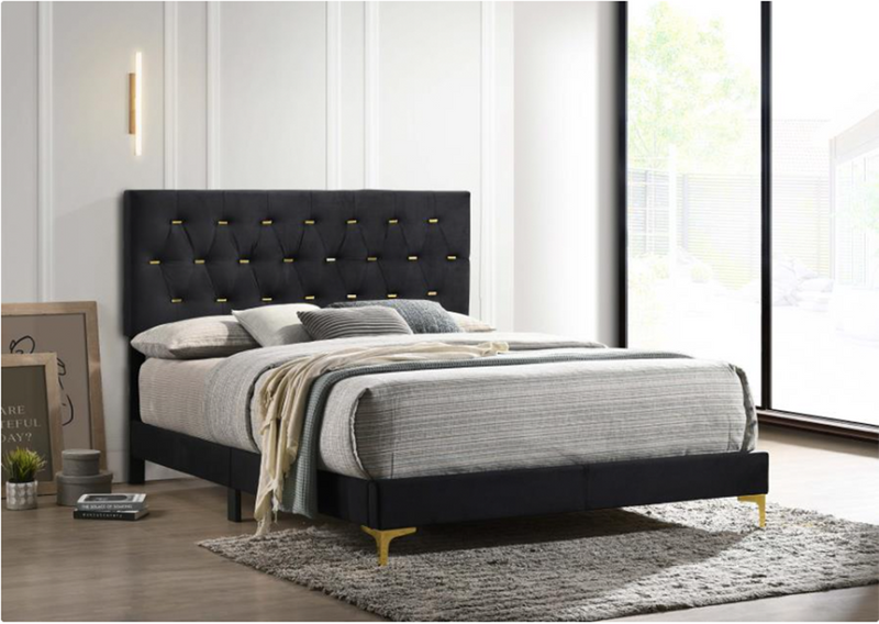 Kendall Tufted Panel Queen Bed Black And Gold