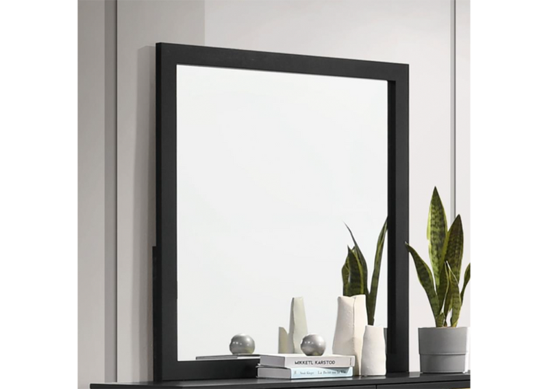 Kendall Tufted Panel Queen Bed Black And Gold