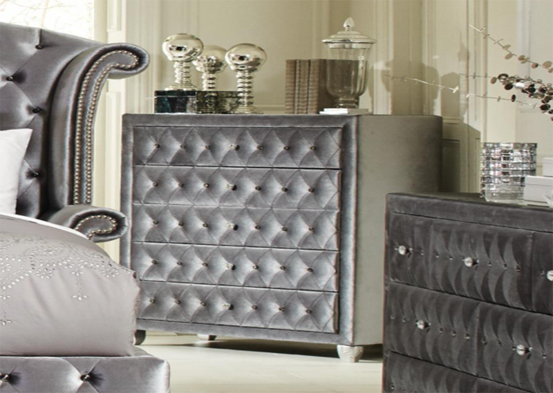 Deanna Queen Tufted Upholstered Bed Black
