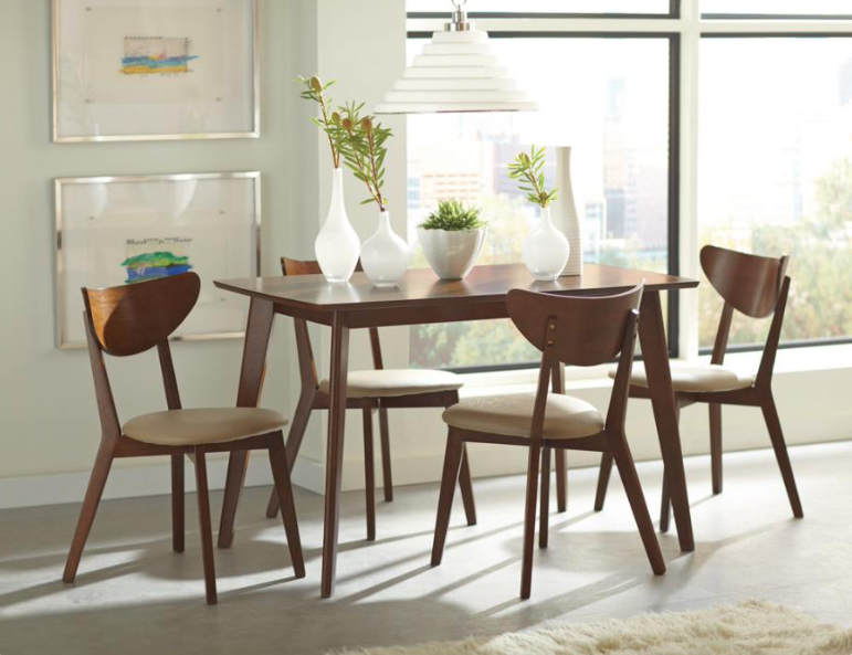 Kersey Dining Room Set Angled Legs Chestnut.  5 PC SET