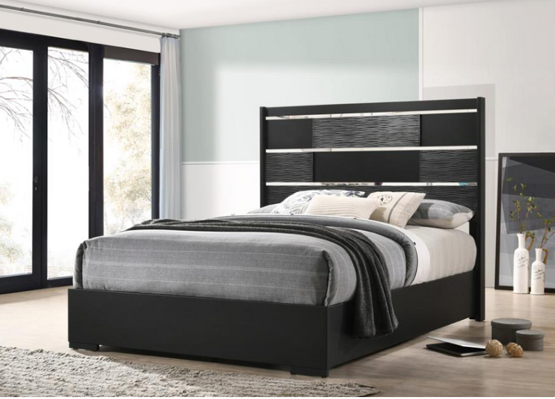 Blacktoft 4-Piece Queen Panel Bedroom Set Black